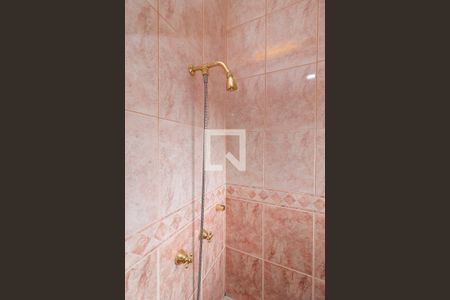 Casa à venda com 180m², 3 quartos e 4 vagasBanheiro da Suíte 2