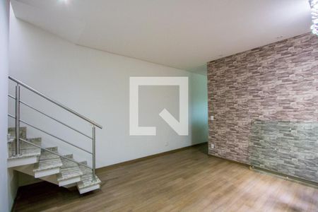 Sala de casa para alugar com 3 quartos, 260m² em Jardim Las Vegas, Santo André