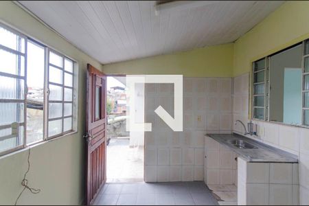 Casa para alugar com 35m², 1 quarto e sem vaga