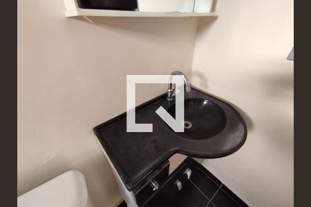 Casa para alugar com 35m², 1 quarto e sem vaga