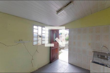 Casa para alugar com 35m², 1 quarto e sem vaga