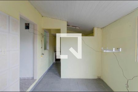 Casa para alugar com 35m², 1 quarto e sem vaga