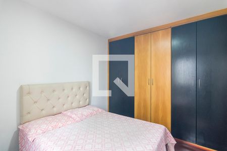 Apartamento à venda com 134m², 4 quartos e 2 vagasQuarto 2