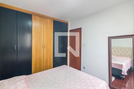 Apartamento à venda com 134m², 4 quartos e 2 vagasQuarto 2