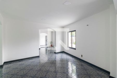 Apartamento à venda com 134m², 4 quartos e 2 vagasSalão de Festas