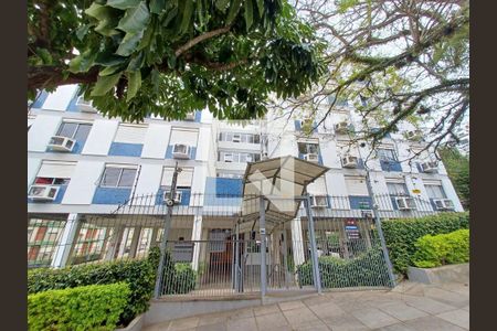 Apartamento à venda com 79m², 2 quartos e 1 vaga Apartamento à venda com 79m², 2 quartos e 1 vagaFachada