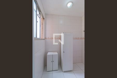 Apartamento à venda com 56m², 2 quartos e 1 vagaCozinha e área de serviço