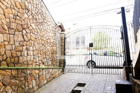 Casa à venda com 360m², 3 quartos e 6 vagas Casa à venda com 360m², 3 quartos e 6 vagasEntrada