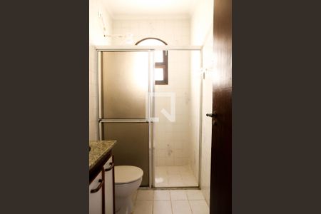 Casa à venda com 360m², 3 quartos e 6 vagas Casa à venda com 360m², 3 quartos e 6 vagasBanheiro