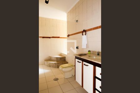 Casa à venda com 360m², 3 quartos e 6 vagas Casa à venda com 360m², 3 quartos e 6 vagasBanheiro