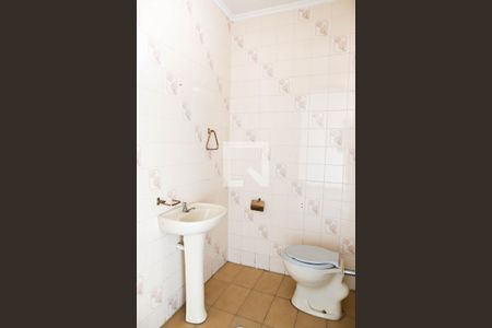 Casa à venda com 360m², 3 quartos e 6 vagas Casa à venda com 360m², 3 quartos e 6 vagasBanheiro