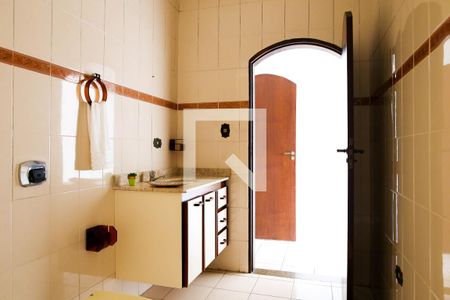 Casa à venda com 360m², 3 quartos e 6 vagas Casa à venda com 360m², 3 quartos e 6 vagasBanheiro