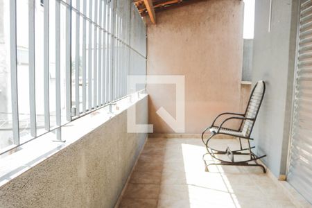 Casa à venda com 120m², 3 quartos e sem vagaVaranda