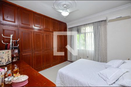 Quarto 2 de apartamento à venda com 4 quartos, 135m² em Icaraí, Niterói