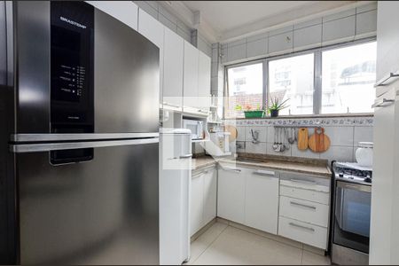 Apartamento à venda com 135m², 4 quartos e 1 vaga Apartamento à venda com 135m², 4 quartos e 1 vagaCozinha