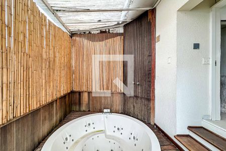 Casa à venda com 700m², 8 quartos e 2 vagasJacuzzi/Sauna