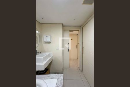 Casa à venda com 700m², 8 quartos e 2 vagasBanheiro 1