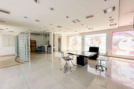 Sala 2 de casa à venda com 8 quartos, 700m² em Jardim Sao Bento, São Paulo