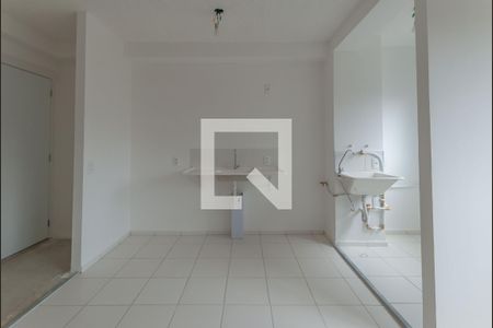 Cozinha e área de serviço de apartamento à venda com 1 quarto, 35m² em Liberdade, São Paulo