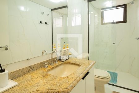 Apartamento à venda com 300m², 3 quartos e 4 vagasBanheiro - Suíte 1