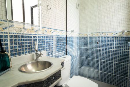 Apartamento à venda com 300m², 3 quartos e 4 vagasBanheiro - Cobertura 