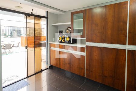 Apartamento à venda com 300m², 3 quartos e 4 vagasHall - Cobertura 