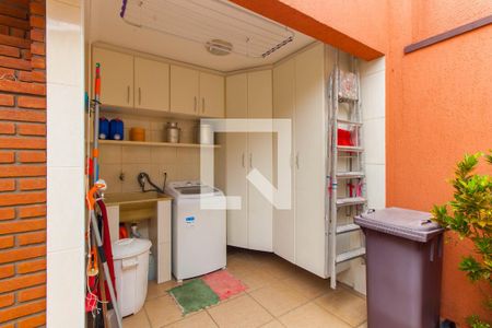 Casa à venda com 215m², 3 quartos e 5 vagasLavanderia