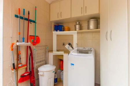 Casa à venda com 215m², 3 quartos e 5 vagasLavanderia