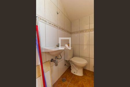 Casa à venda com 215m², 3 quartos e 5 vagasBanheiro 4 - Externo