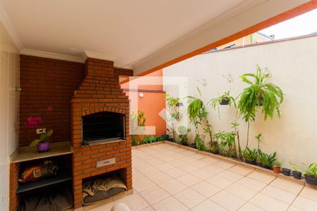 Casa à venda com 215m², 3 quartos e 5 vagasChurrasqueira