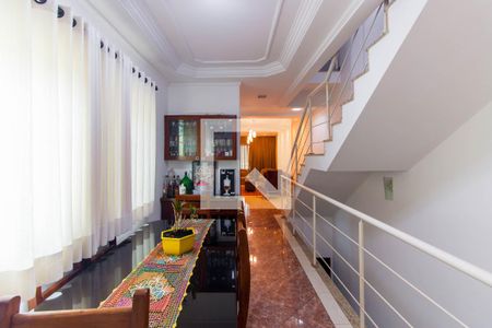 Casa à venda com 215m², 3 quartos e 5 vagasSala de Jantar