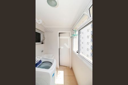 Apartamento à venda com 111m², 3 quartos e 1 vagaÁrea de Serviço