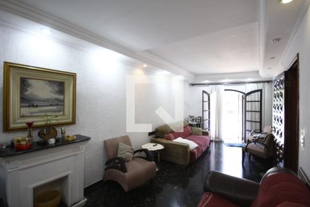 Sala de casa à venda com 4 quartos, 232m² em Cambuci, São Paulo
