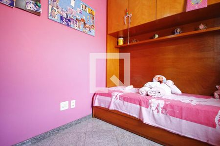 Casa à venda com 232m², 4 quartos e 2 vagasSuíte 1 e 2