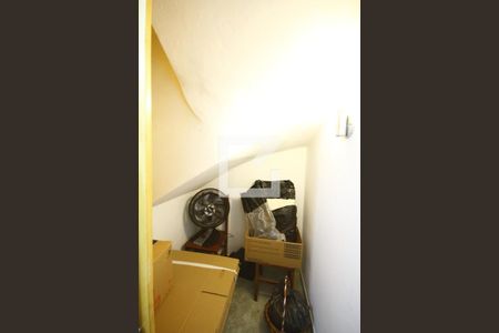 Casa à venda com 232m², 4 quartos e 2 vagasDeposito 2