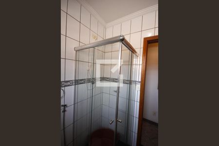 Casa à venda com 232m², 4 quartos e 2 vagasSuíte 1 e 2