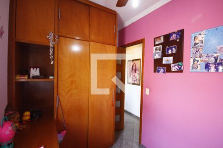 Casa à venda com 232m², 4 quartos e 2 vagasSuíte 1 e 2