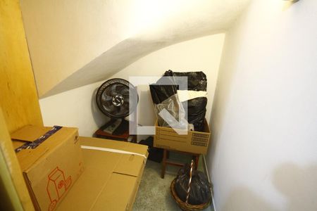 Casa à venda com 232m², 4 quartos e 2 vagasDeposito 2