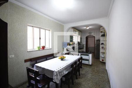 Casa à venda com 232m², 4 quartos e 2 vagasCopa