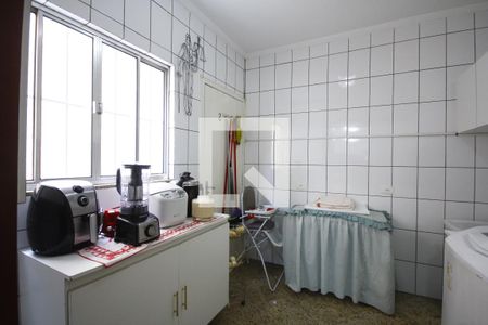 Casa à venda com 232m², 4 quartos e 2 vagasÁrea de Serviço