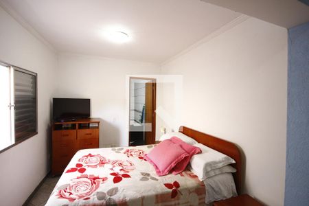 Casa à venda com 232m², 4 quartos e 2 vagasSuíte 4