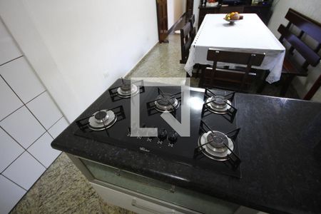 Casa à venda com 232m², 4 quartos e 2 vagasCozinha