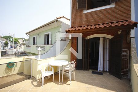 Varanda de casa à venda com 4 quartos, 232m² em Cambuci, São Paulo