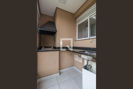 Sala de apartamento para alugar com 3 quartos, 83m² em Centro Comercial Jubran, Barueri