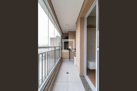 Sala de apartamento para alugar com 3 quartos, 83m² em Centro Comercial Jubran, Barueri