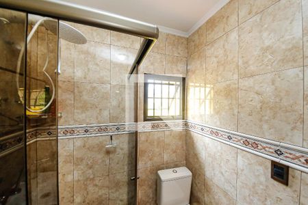 Casa à venda com 200m², 3 quartos e 2 vagas Casa à venda com 200m², 3 quartos e 2 vagasBanheiro