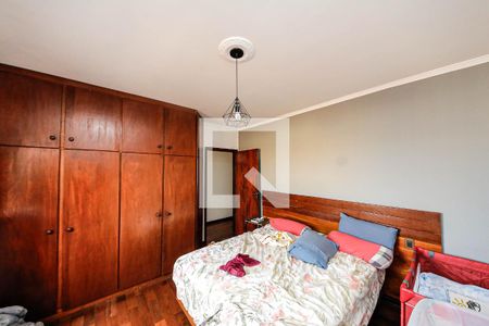 Suíte de casa para alugar com 3 quartos, 200m² em Vila Ema, São Paulo