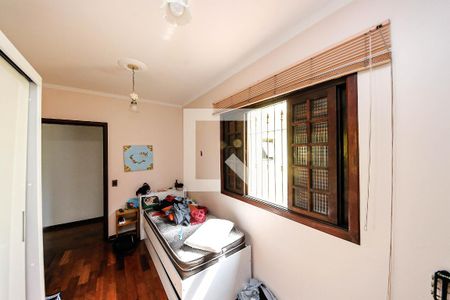 Casa à venda com 200m², 3 quartos e 2 vagas Casa à venda com 200m², 3 quartos e 2 vagasQuarto 3
