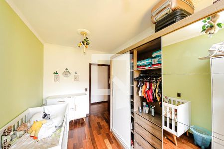 Casa à venda com 200m², 3 quartos e 2 vagas Casa à venda com 200m², 3 quartos e 2 vagasQuarto 2