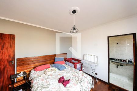 Suíte de casa para alugar com 3 quartos, 200m² em Vila Ema, São Paulo